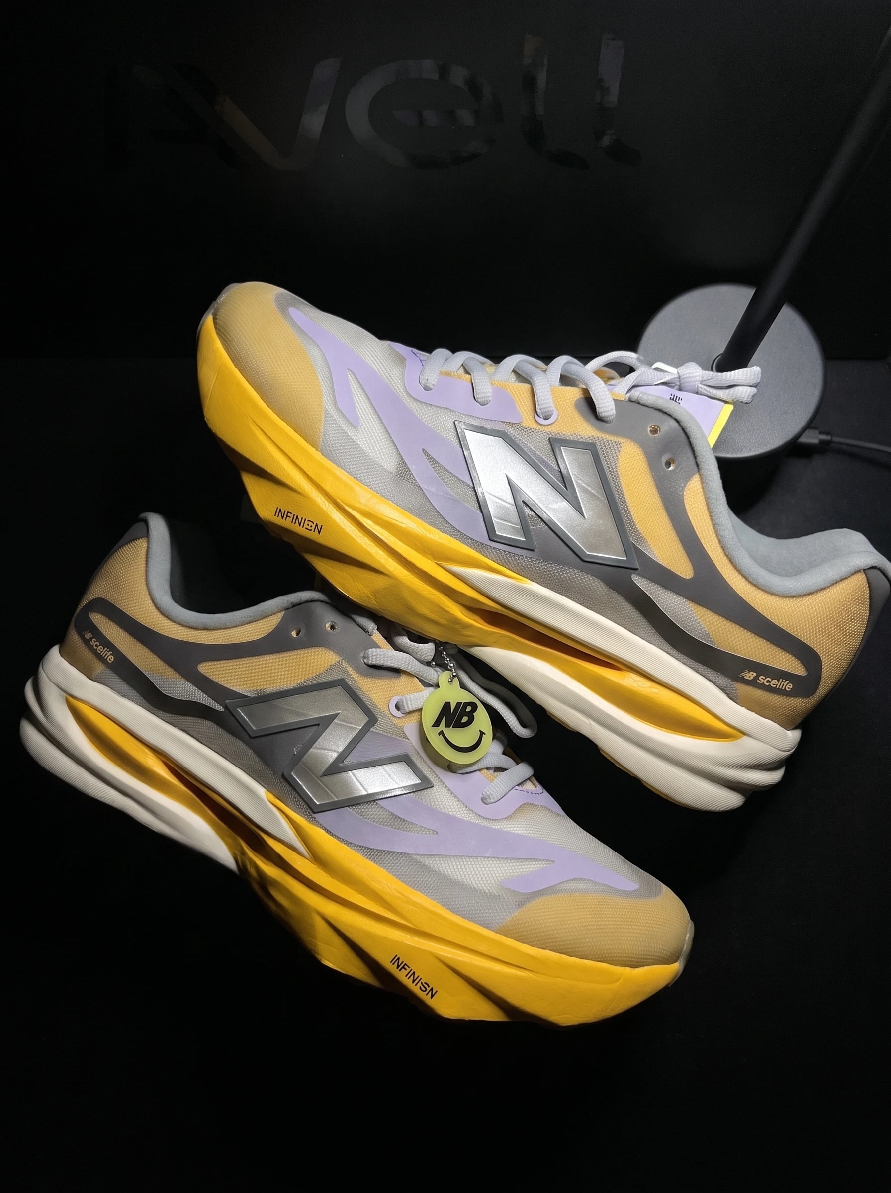 New Balance Supercomp Elite V6