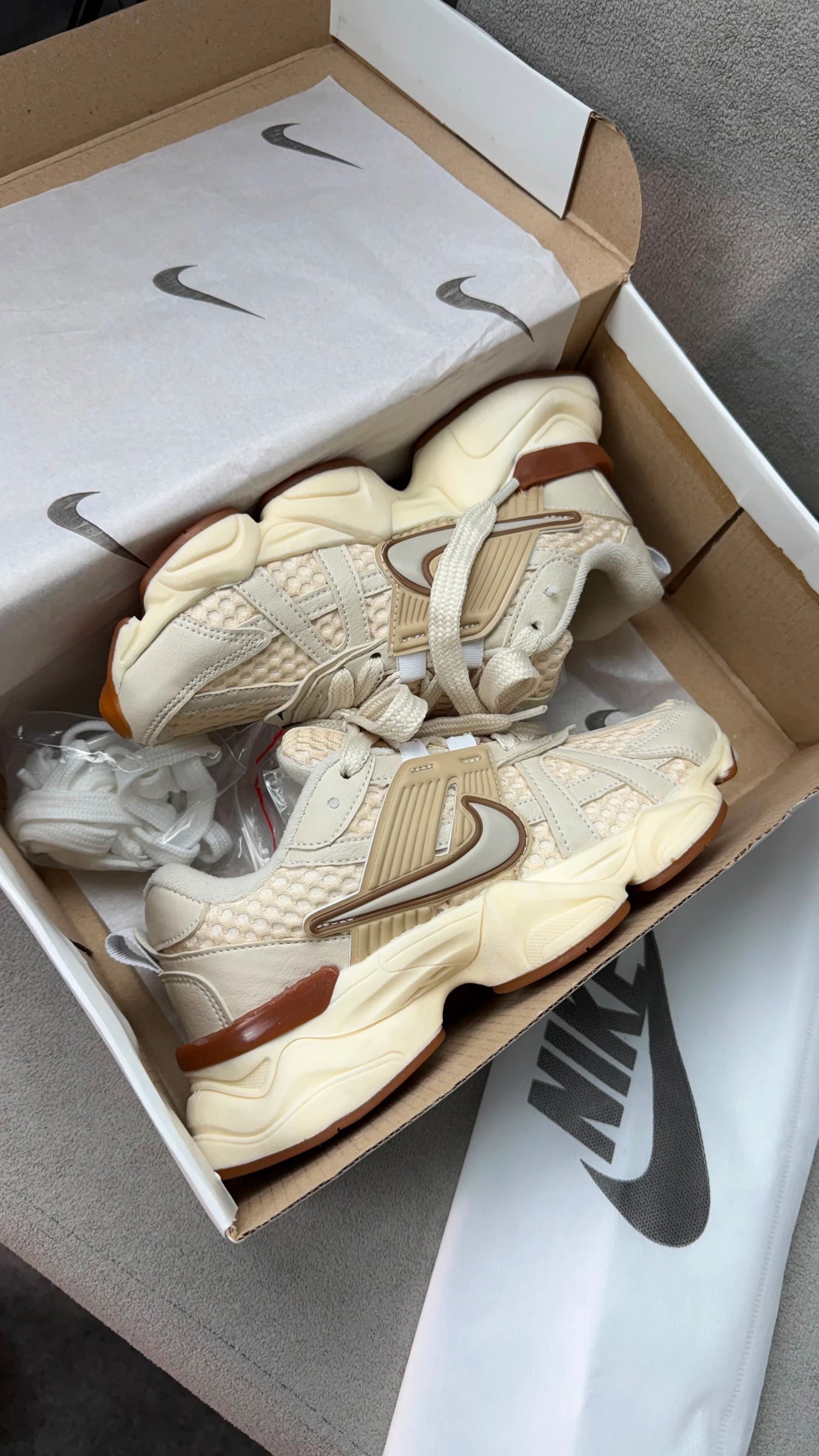 Nike V2K Run
