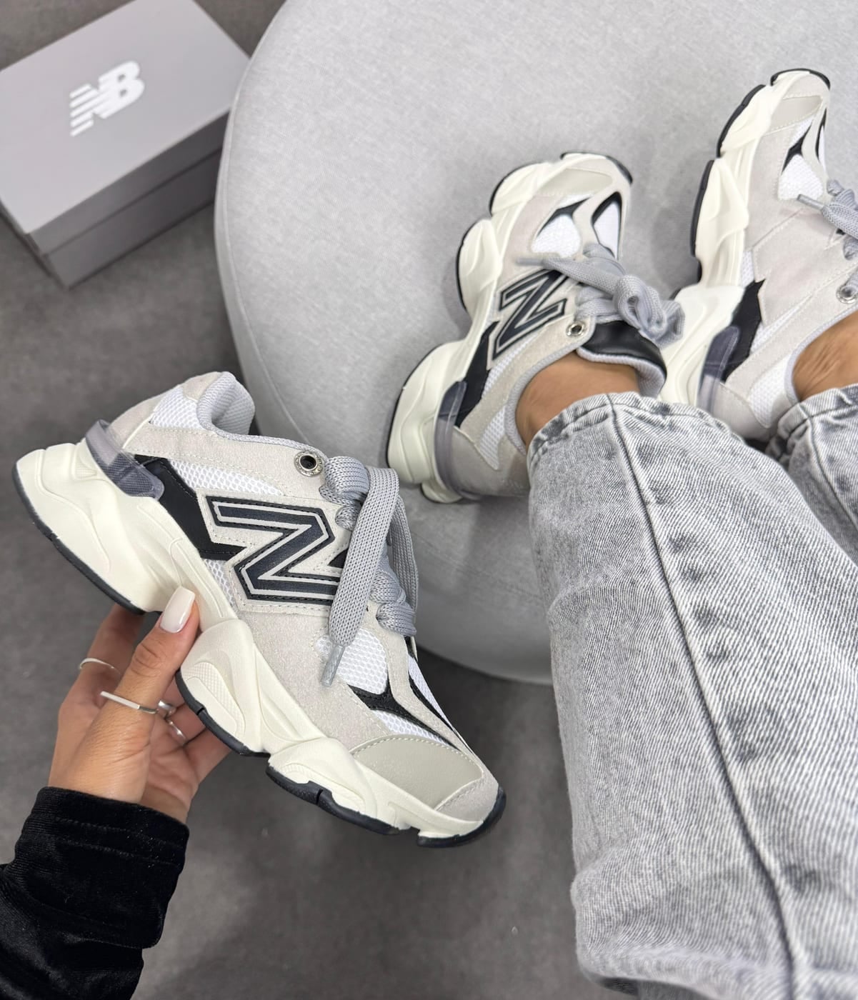 New Balance 9060