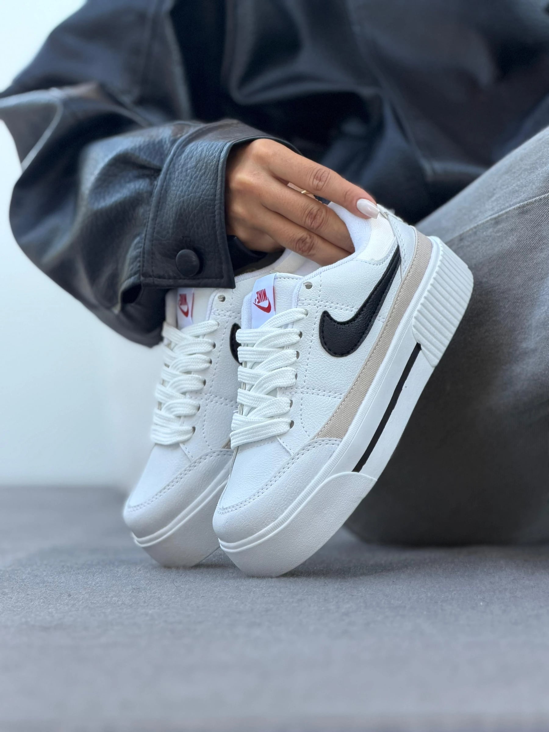 Nike Court Legacy